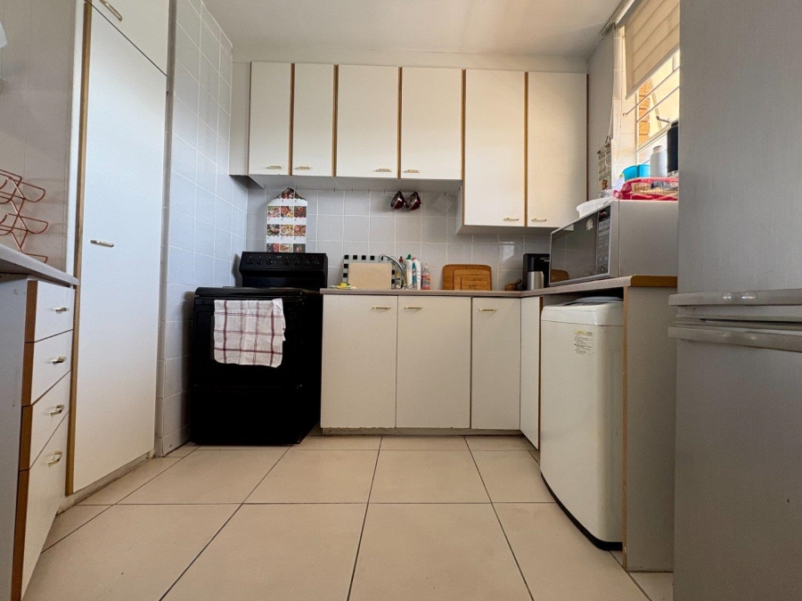 2 Bedroom Property for Sale in Loevenstein Western Cape